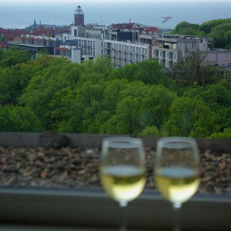 Apartament Z Widokiem Na Latarnie Appartamento Kołobrzeg Esterno foto